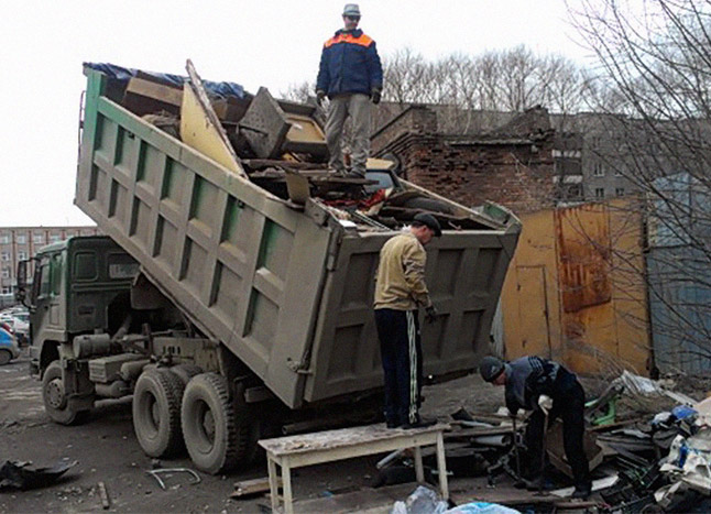 Заказ вывоза крупногабаритного мусора в Московской области